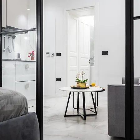 140 Sqm With 4 Units - Great For Groups